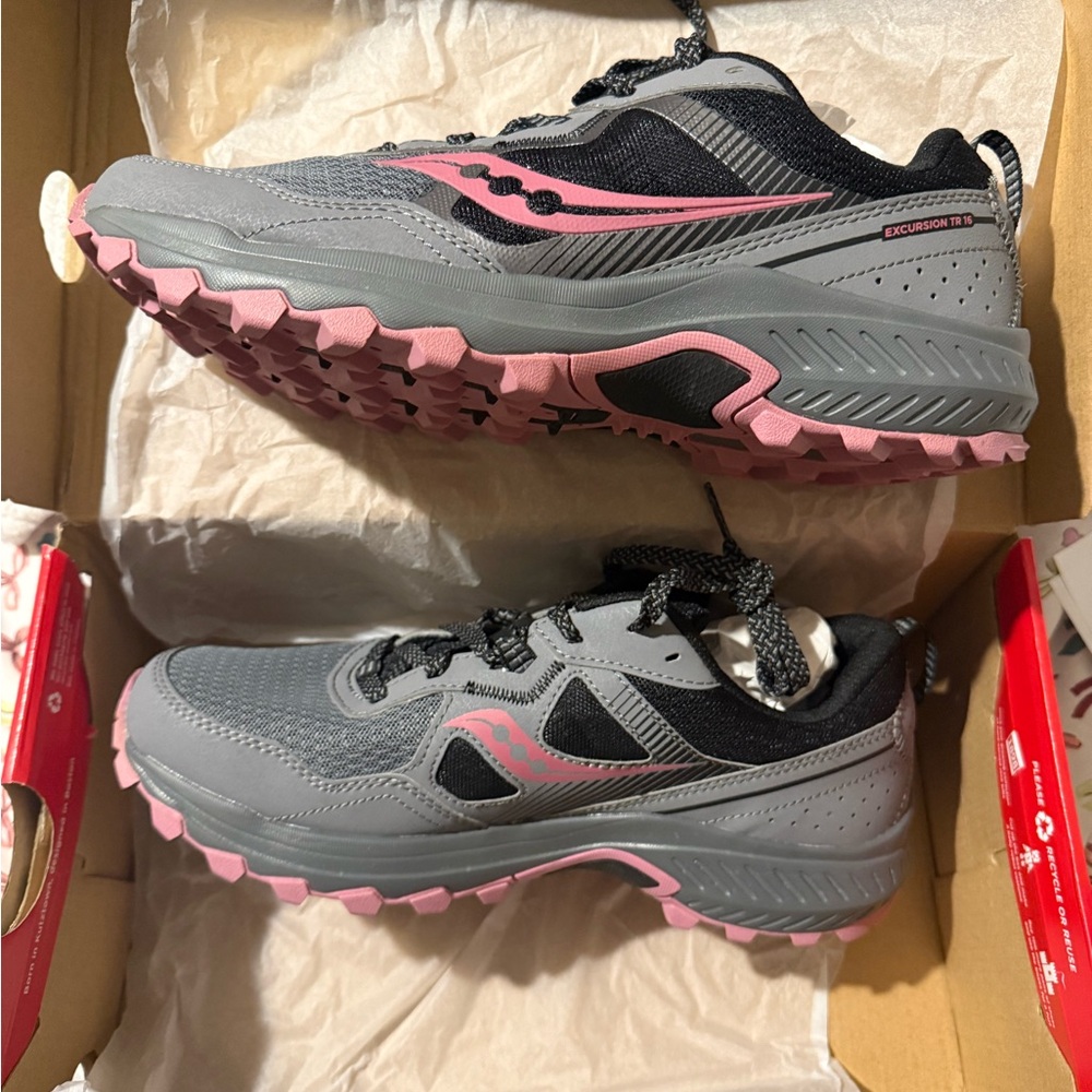 Saucony Women's Excursion Tr16 Trail Shoes